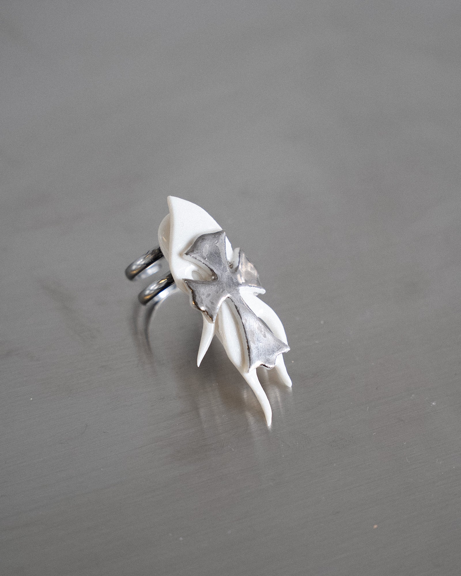 Porcelain Nail Ring “Platin Cross” #6 (M) by Fatma Cankaya