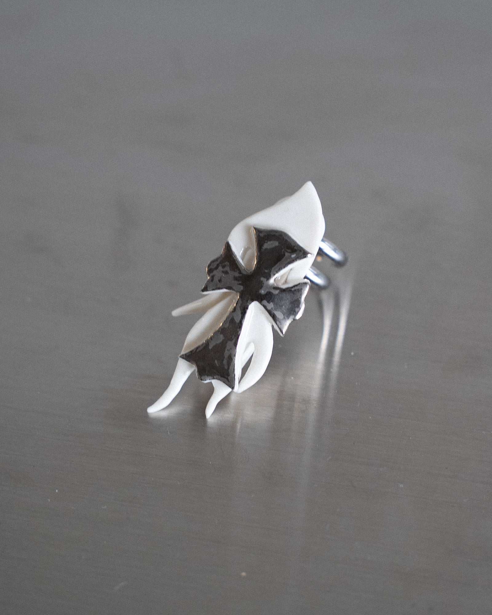 Porcelain Nail Ring “Platin Cross” #6 (M) by Fatma Cankaya